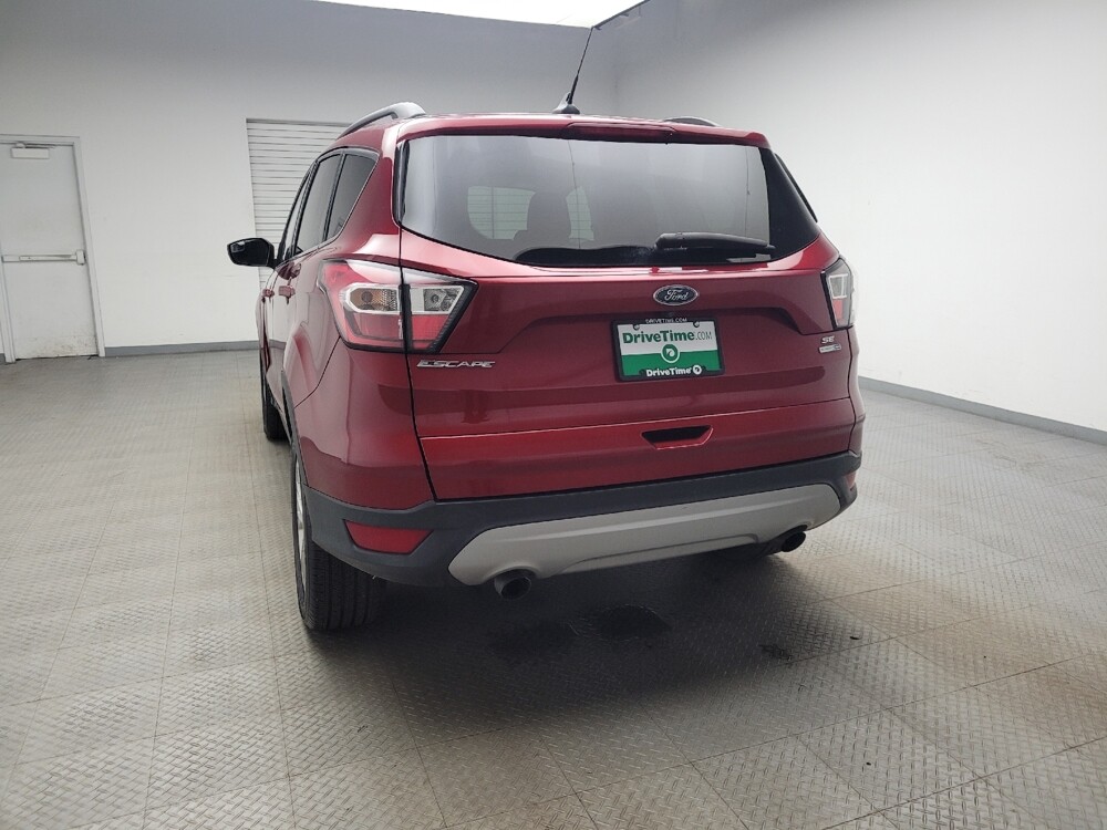 2018 Ford Escape in Grand Rapids, MI 49508 - 18113087 6