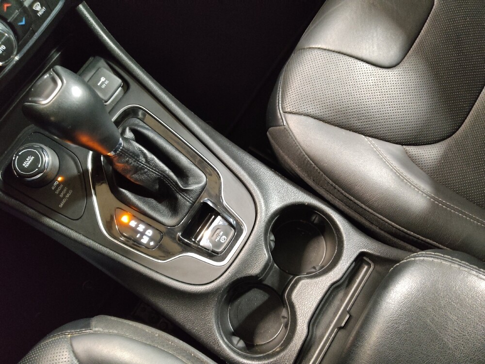 2020 Jeep Cherokee in Arlington, TX 76011 - 18113094 26