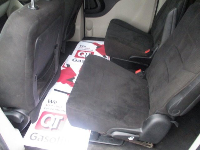 2012 Dodge Grand Caravan in Oak Grove, MO 64075 - 18113100 10