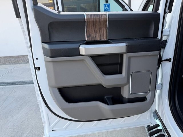 2020 Ford F150 in Knoxville, TN 37920 - 18113101 8