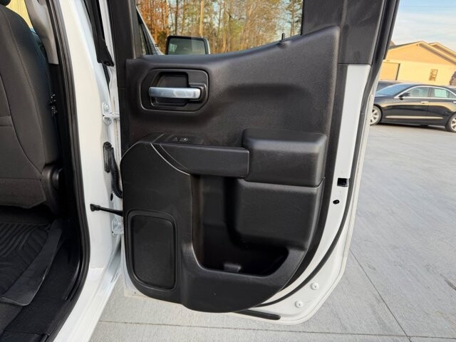 2020 Chevrolet Silverado 1500 in Knoxville, TN 37920 - 18113102 10