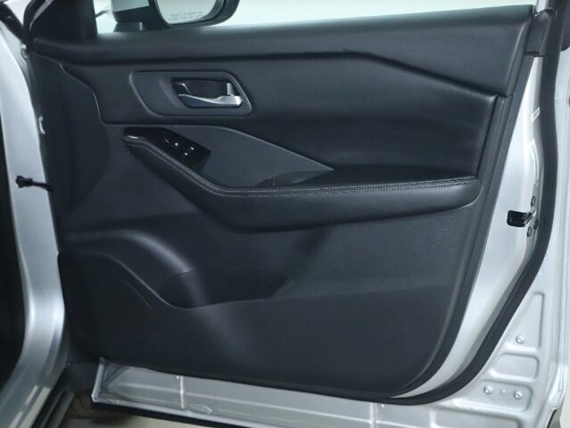 2025 Nissan Rogue in Bedford, OH 44146 - 18113106 34