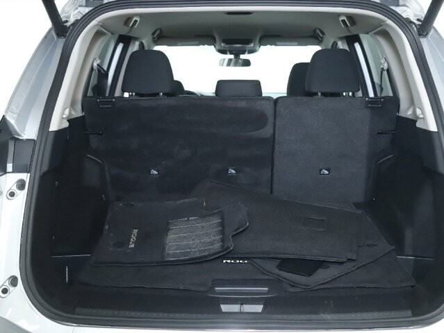 2025 Nissan Rogue in Bedford, OH 44146 - 18113106 31