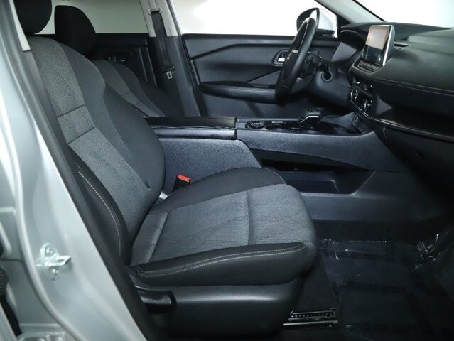 2025 Nissan Rogue in Bedford, OH 44146 - 18113106 35