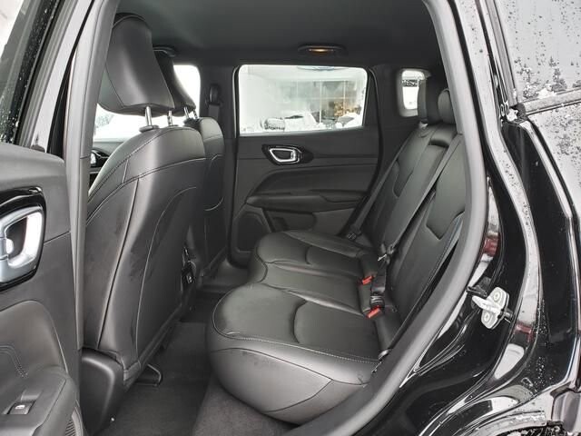 2026 Jeep Compass in Bedford, OH 44146 - 18113107 7