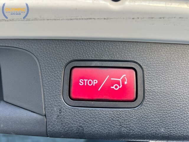 2019 Mercedes-Benz GLC 300 in Decatur, GA 30032 - 18113117 40