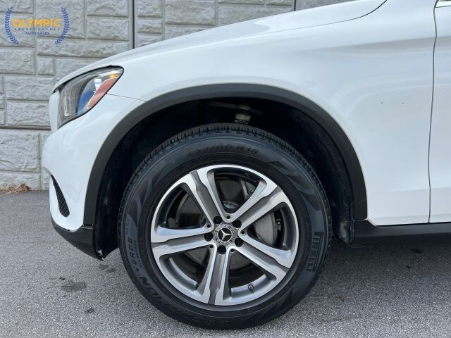 2019 Mercedes-Benz GLC 300 in Decatur, GA 30032 - 18113117 9
