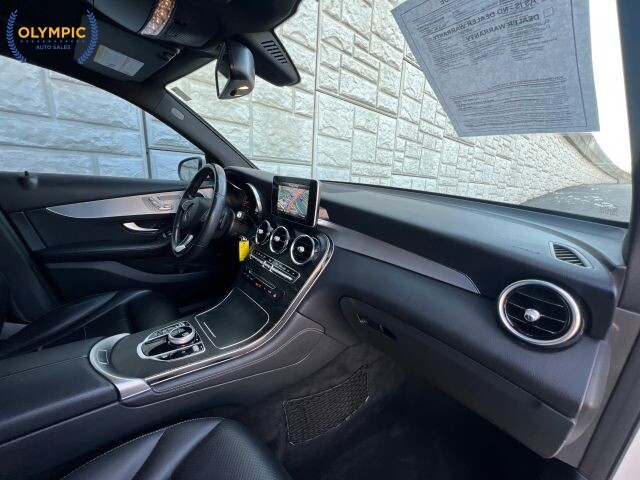 2019 Mercedes-Benz GLC 300 in Decatur, GA 30032 - 18113117 21