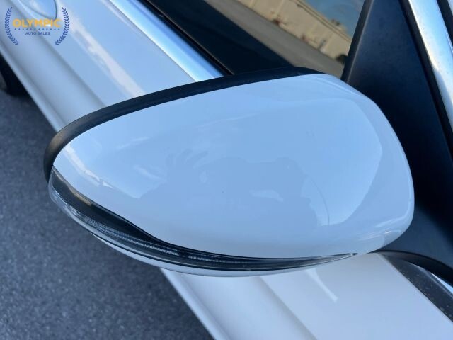 2019 Mercedes-Benz GLC 300 in Decatur, GA 30032 - 18113117 19