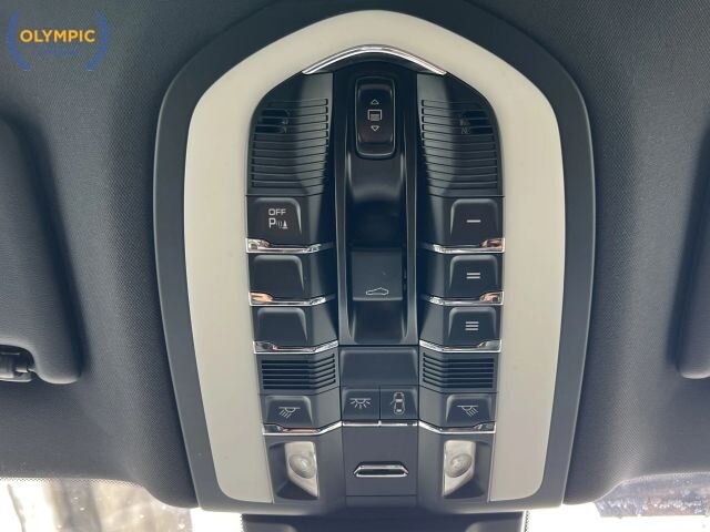 2015 Porsche Macan in Decatur, GA 30032 - 18113118 40