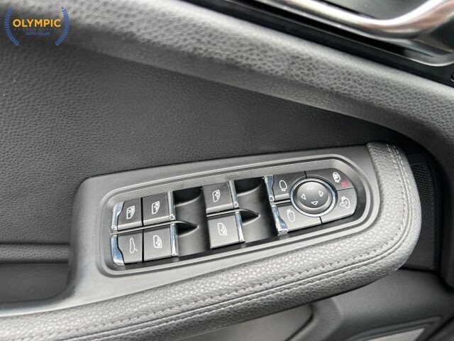 2015 Porsche Macan in Decatur, GA 30032 - 18113118 36