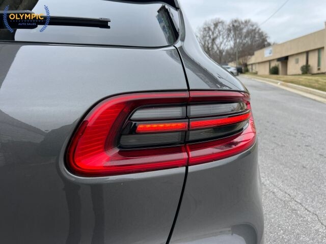2015 Porsche Macan in Decatur, GA 30032 - 18113118 17