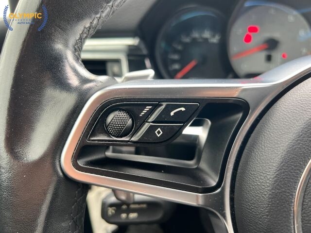 2015 Porsche Macan in Decatur, GA 30032 - 18113118 24