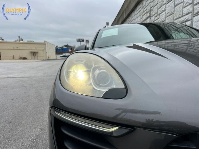 2015 Porsche Macan in Decatur, GA 30032 - 18113118 15