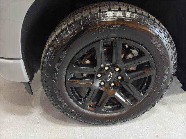 2024 Chevrolet Silverado 1500 in Burlington, WI 53105 - 18113128 10