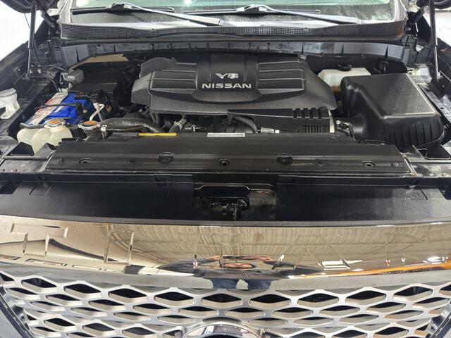 2019 Nissan Titan in Burlington, WI 53105 - 18113129 34