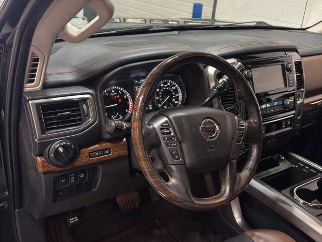 2019 Nissan Titan in Burlington, WI 53105 - 18113129 16