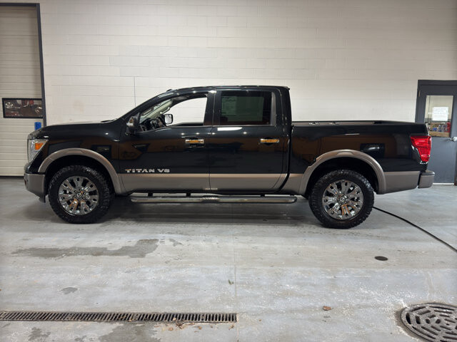 2019 Nissan Titan in Burlington, WI 53105 - 18113129 2