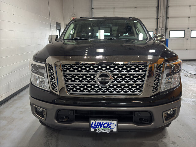 2019 Nissan Titan in Burlington, WI 53105 - 18113129 8