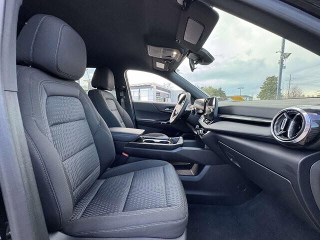 2025 Chevrolet Equinox in Winchester, VA 22602 - 18113134 9