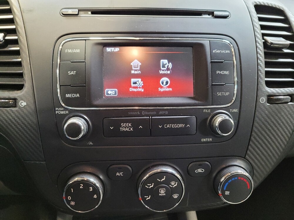 2015 Kia Forte in Riverside, CA 92504 - 18113138 25