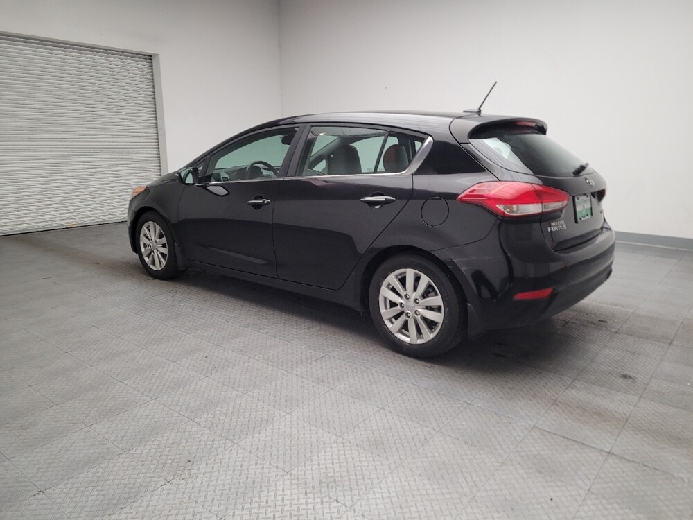 2015 Kia Forte in Riverside, CA 92504 - 18113138 3