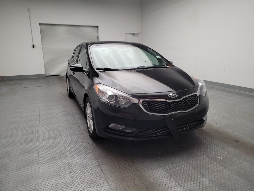 2015 Kia Forte in Riverside, CA 92504 - 18113138 14