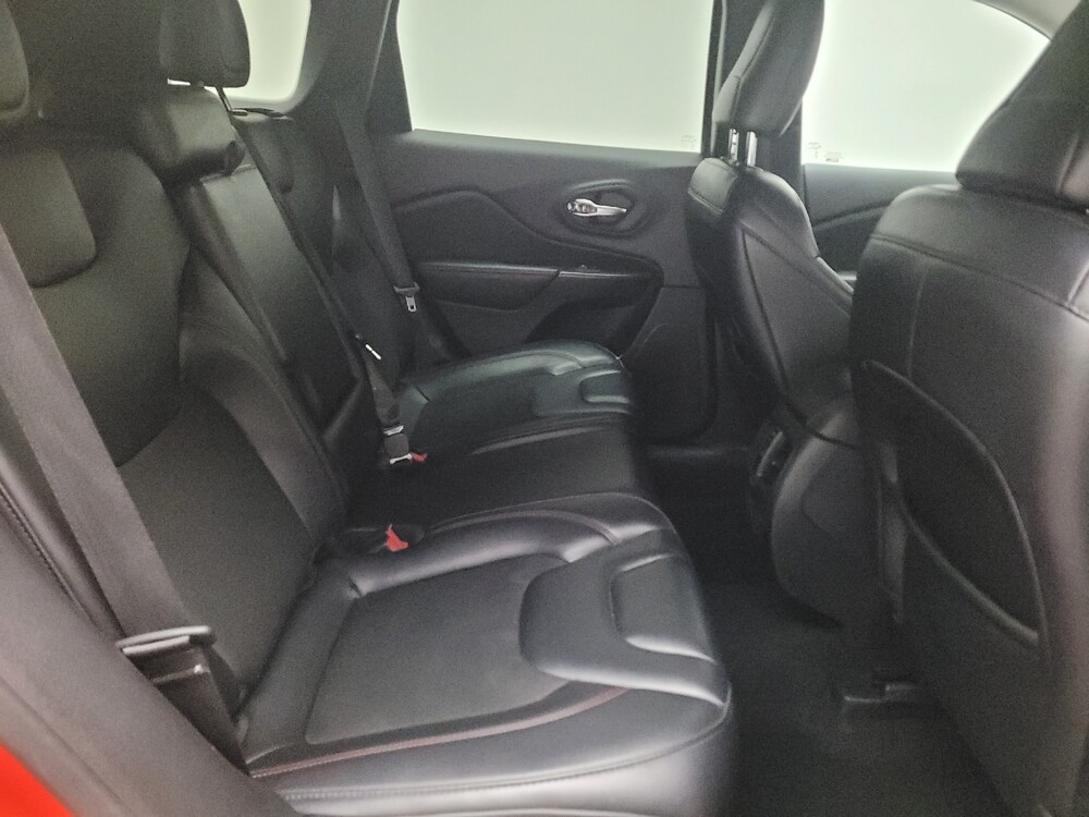 2021 Jeep Cherokee in Montclair, CA 91763 - 18113142 19