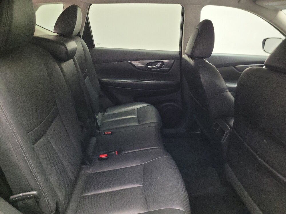 2014 Nissan Rogue in Downey, CA 90241 - 18113143 19