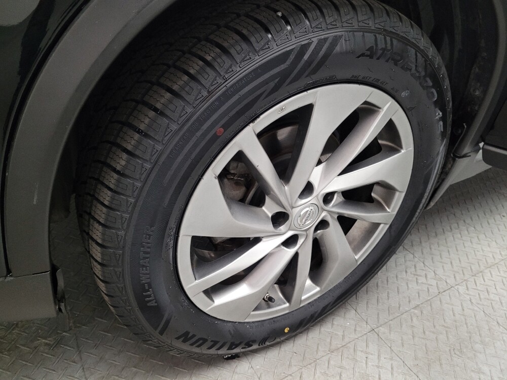 2014 Nissan Rogue in Downey, CA 90241 - 18113143 31