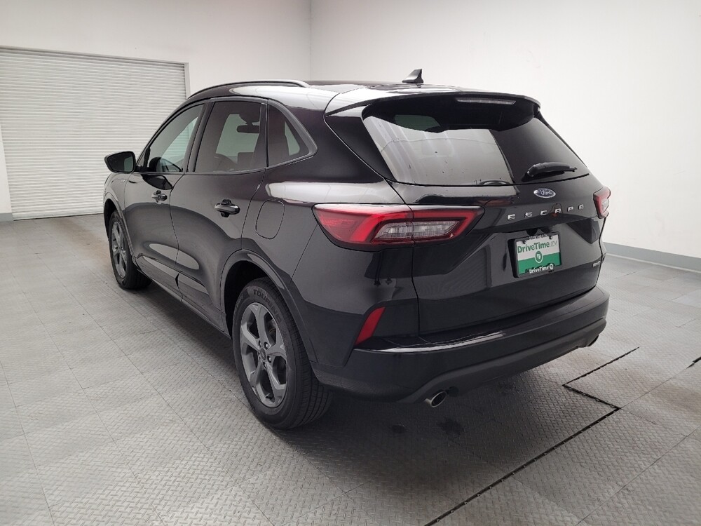 2024 Ford Escape in Riverside, CA 92504 - 18113149 5