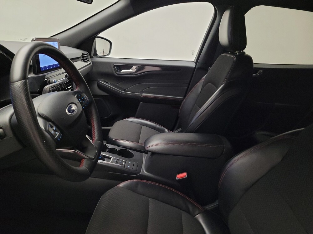 2024 Ford Escape in Riverside, CA 92504 - 18113149 17