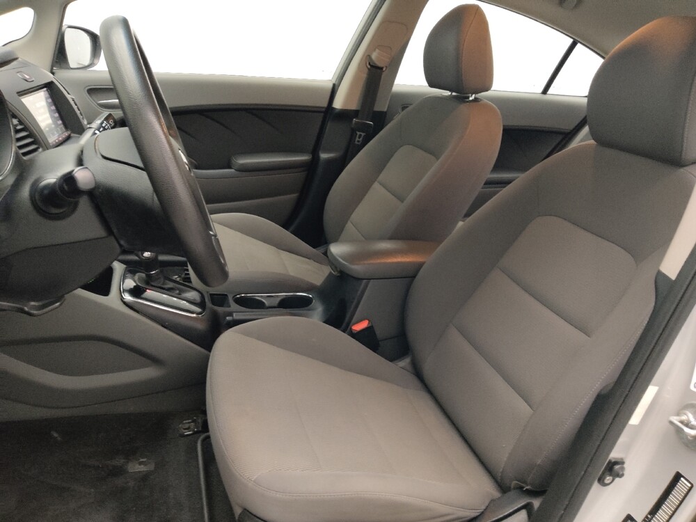 2018 Kia Forte in Augusta, GA 30907 - 18113163 17