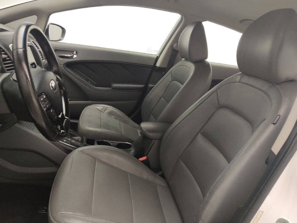 2017 Kia Forte in Morrow, GA 30260 - 18113164 17