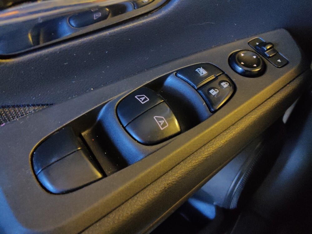 2021 Nissan Kicks in Mesa, AZ 85210 - 18113190 27