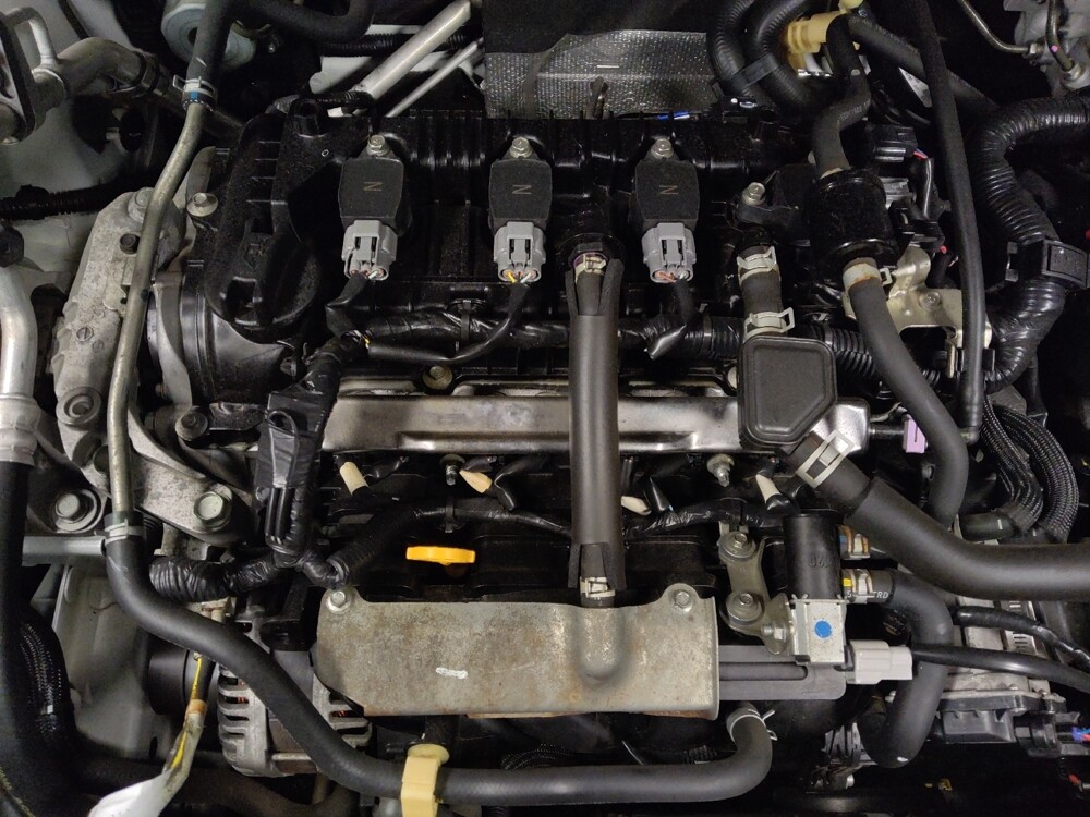 2021 Nissan Kicks in Phoenix, AZ 85015 - 18113194 30