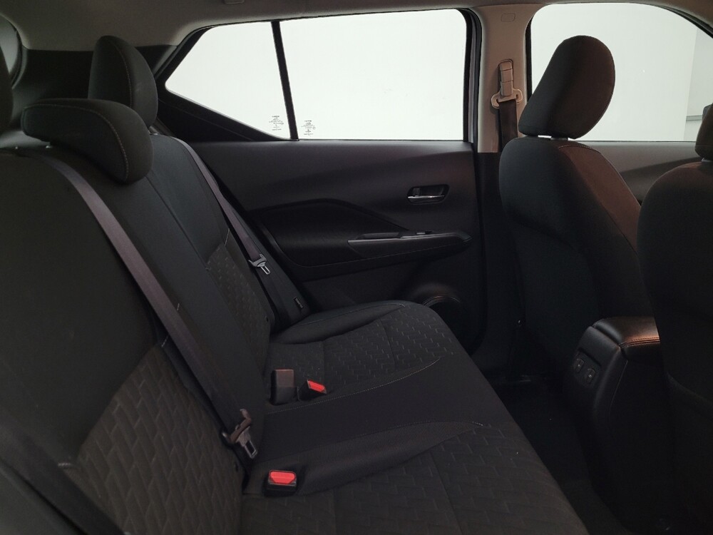 2021 Nissan Kicks in Phoenix, AZ 85015 - 18113194 19