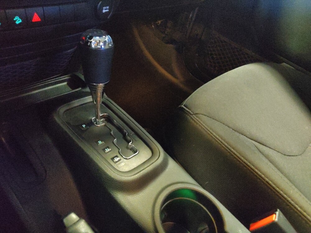 2017 Jeep Wrangler in Tucson, AZ 85705 - 18113197 26