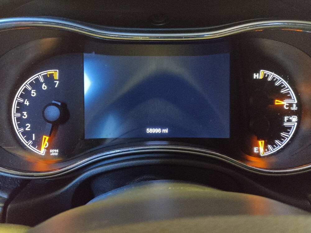 2019 Jeep Grand Cherokee in Knoxville, TN 37923 - 18113207 23