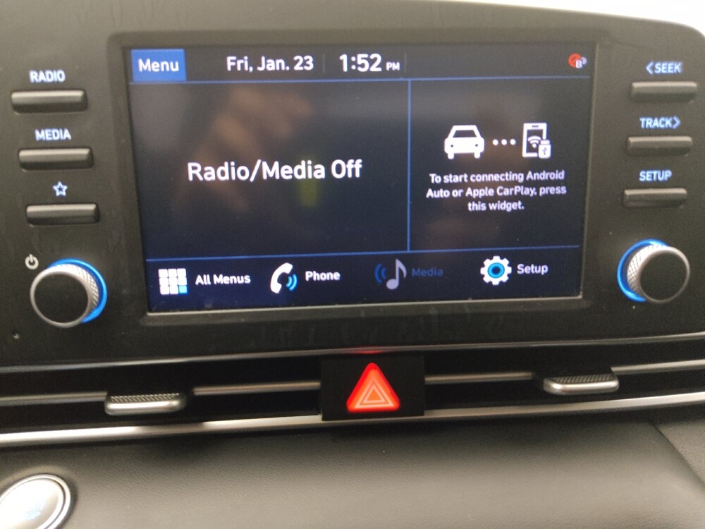 2022 Hyundai Elantra in Bradenton, FL 34207 - 18113208 25