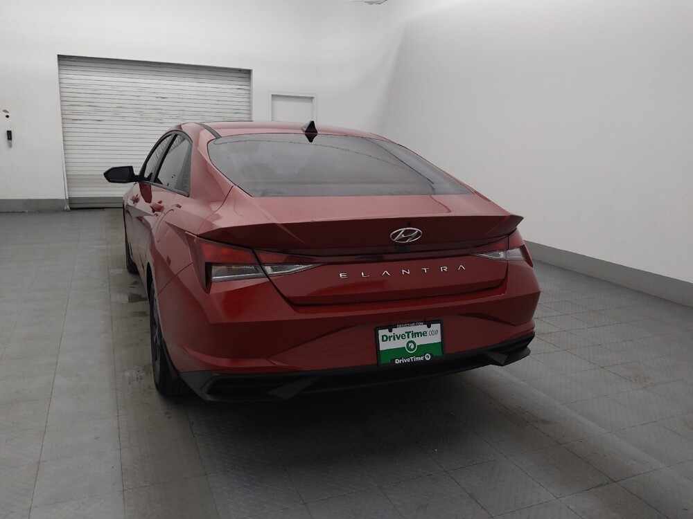 2022 Hyundai Elantra in Bradenton, FL 34207 - 18113208 6