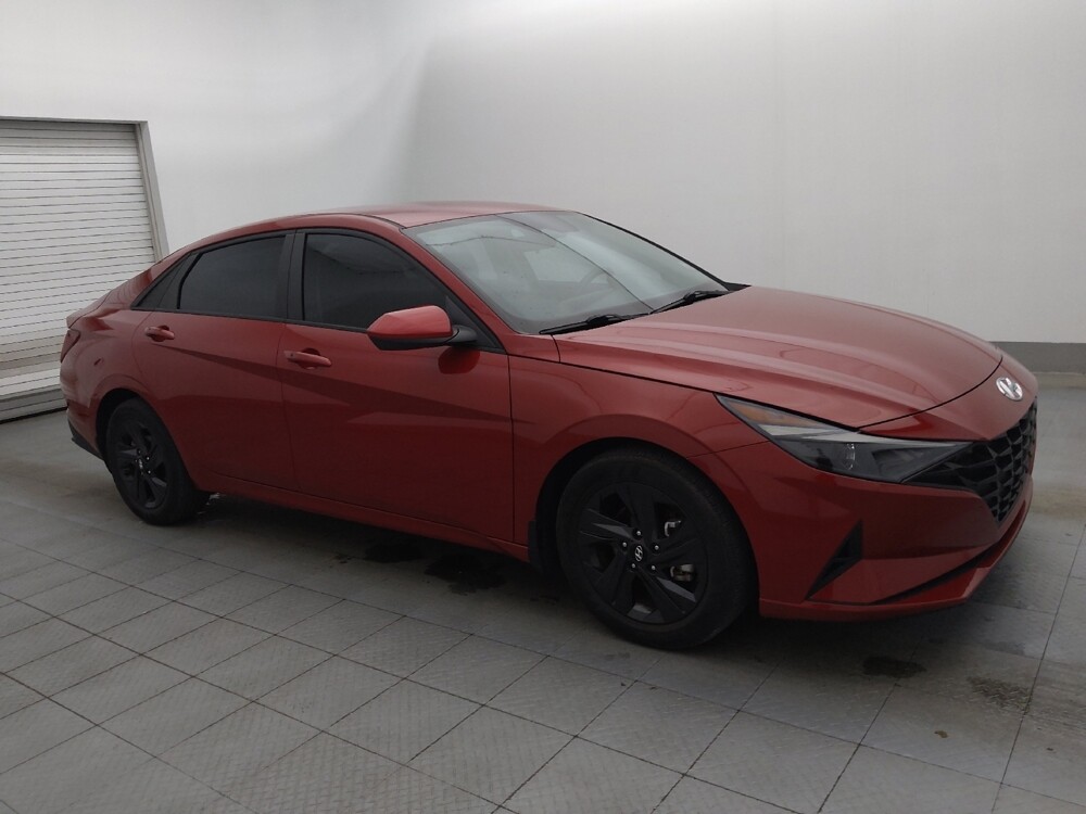 2022 Hyundai Elantra in Bradenton, FL 34207 - 18113208 11