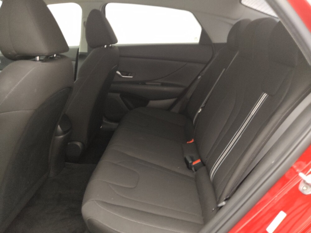 2022 Hyundai Elantra in Bradenton, FL 34207 - 18113208 18