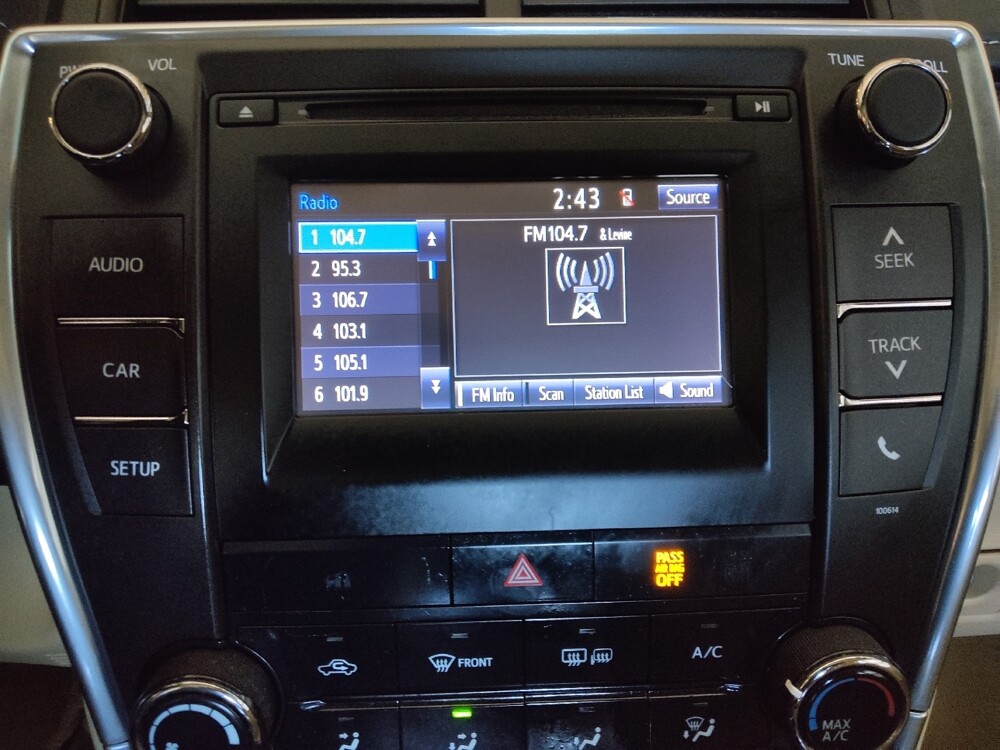 2017 Toyota Camry in Lakeland, FL 33815 - 18113211 25