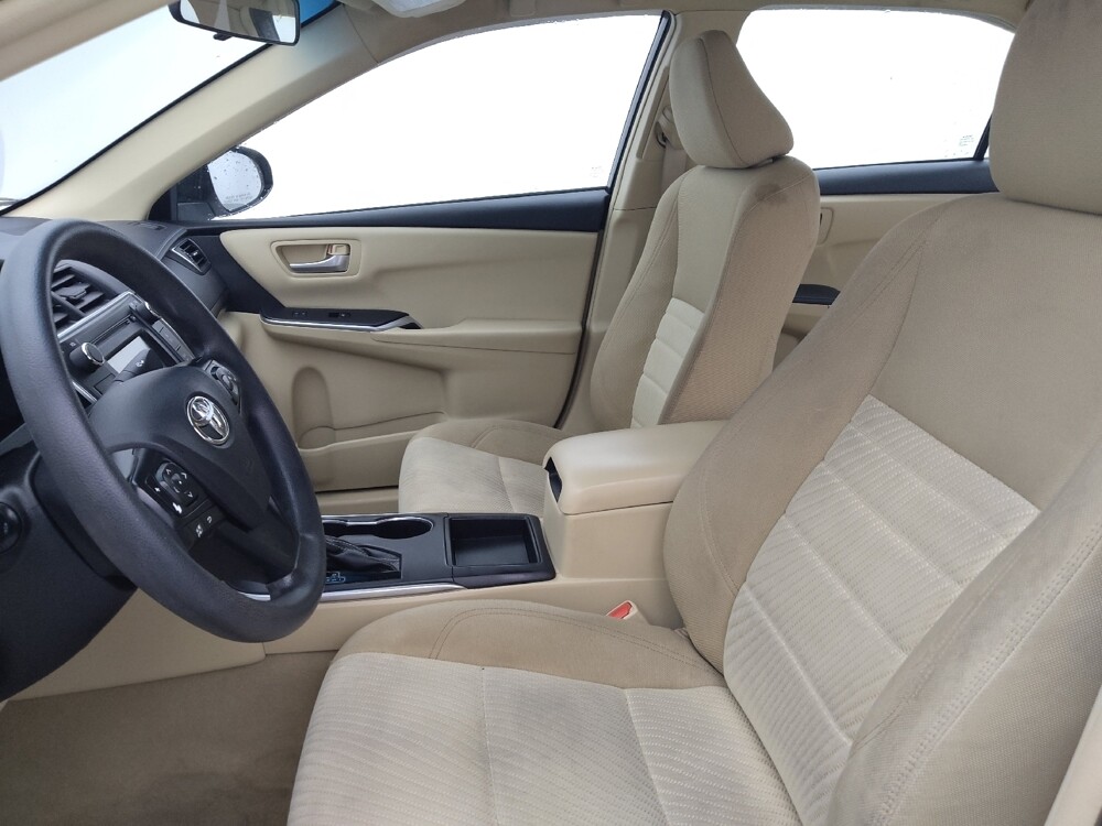 2017 Toyota Camry in Lakeland, FL 33815 - 18113211 17