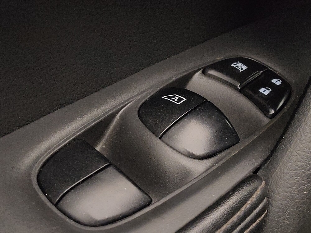 2017 Nissan Rogue in Tallahassee, FL 32304 - 18113213 27