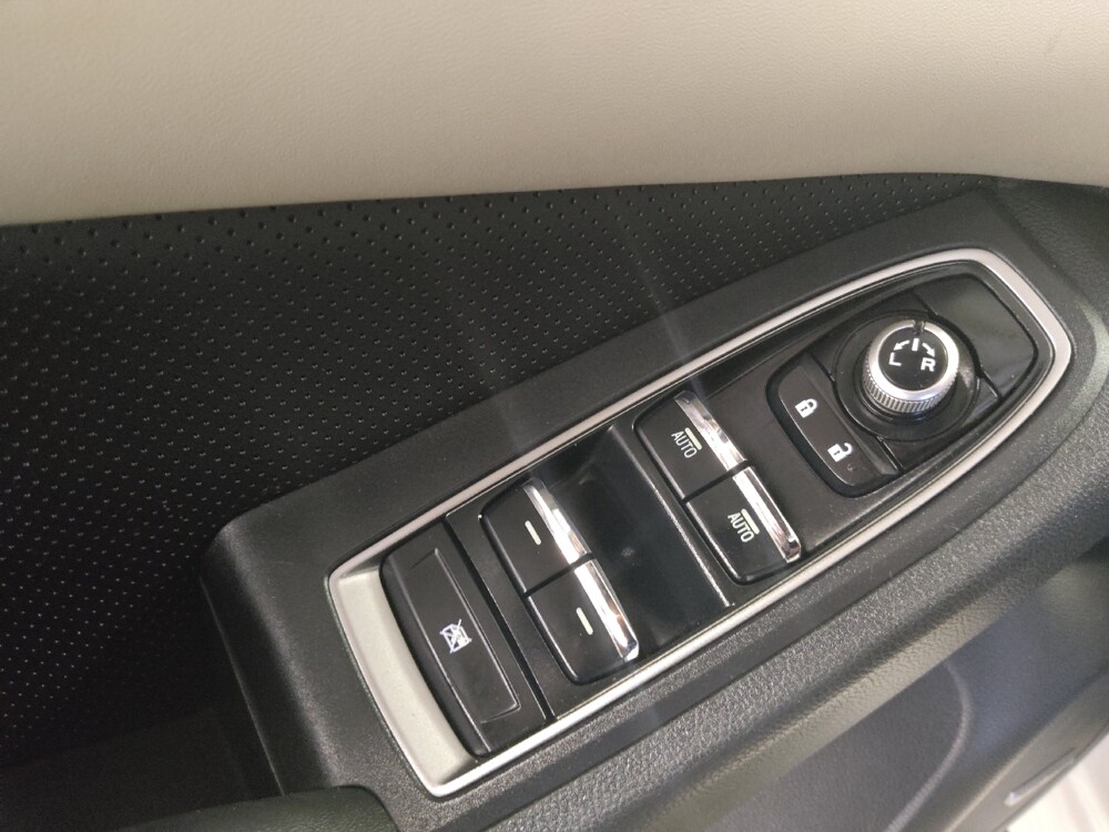 2019 Subaru Ascent in Tampa, FL 33619 - 18113218 27