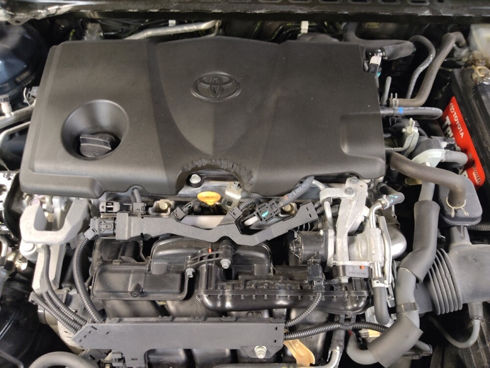 2019 Toyota Camry in Bradenton, FL 34207 - 18113219 30