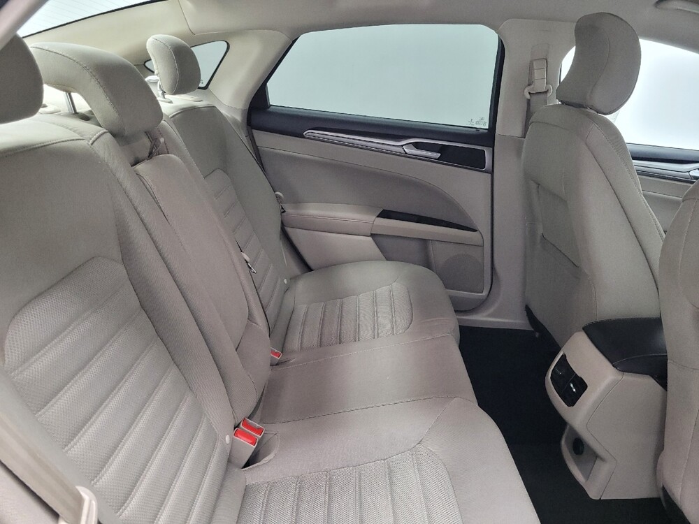 2019 Ford Fusion in Las Vegas, NV 89102 - 18113223 19