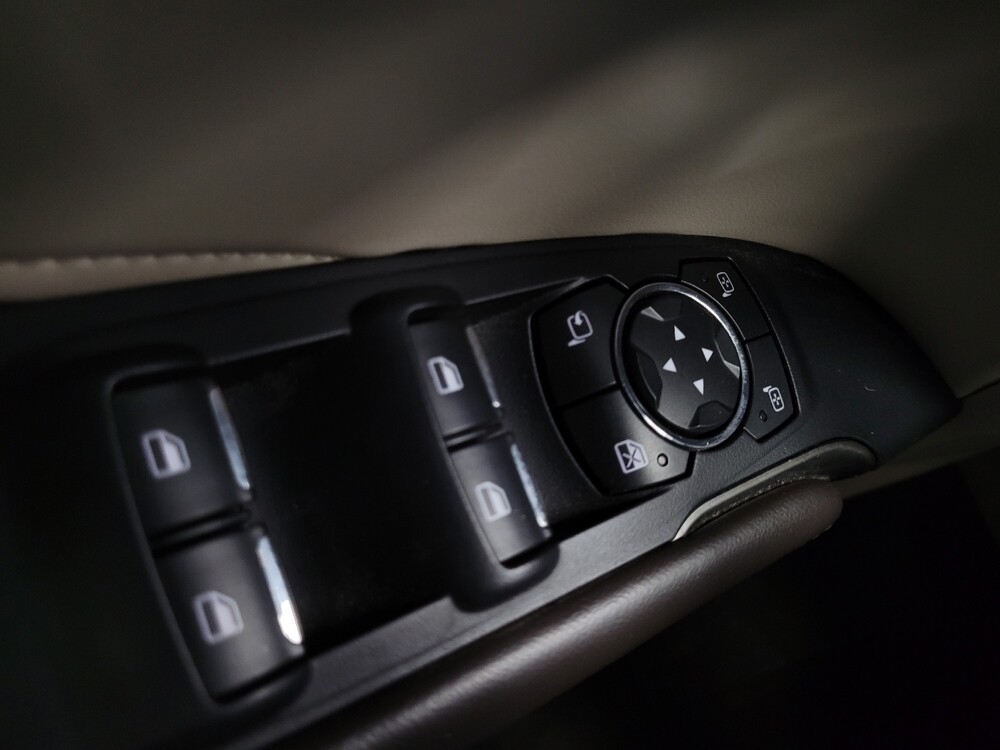 2018 Lincoln MKC in Las Vegas, NV 89104 - 18113224 27